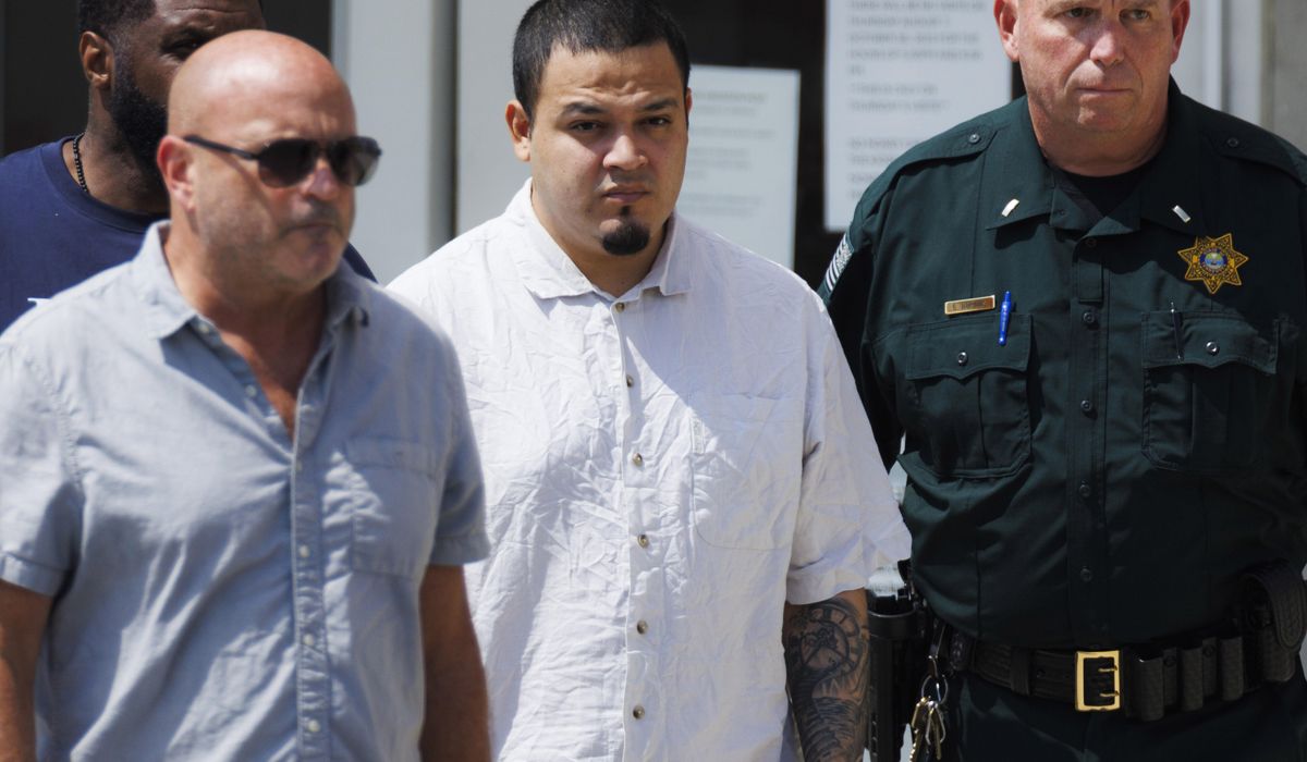 NextImg:U.S. seeks to deport Kilmar Abrego Garcia to Uganda after he refused to plea offer in smuggling case