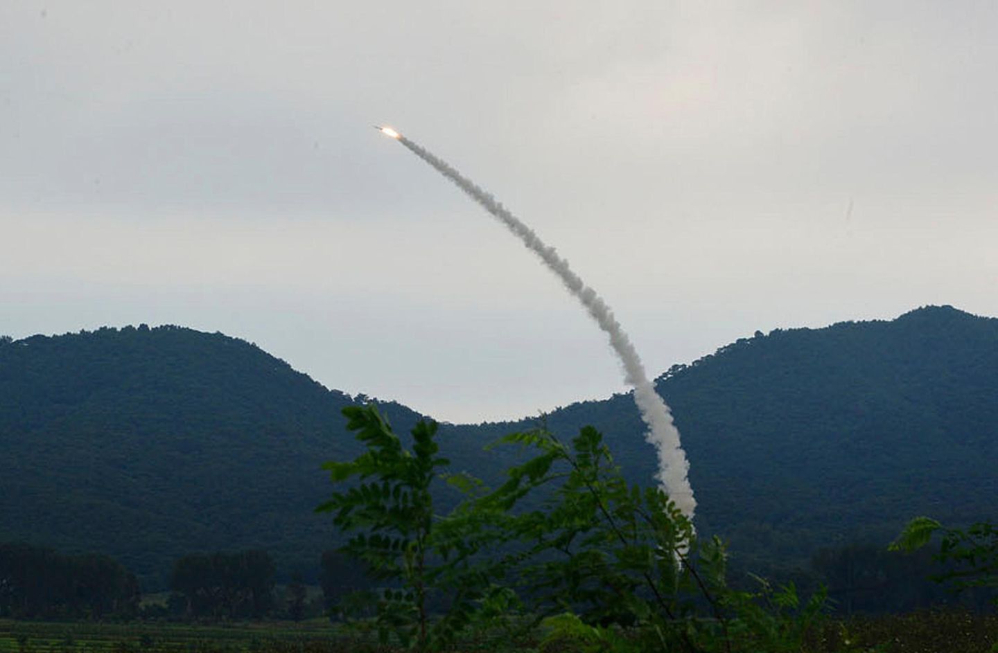 Report calls for redeployment of aircraft-delivered U.S. nukes in South Korea