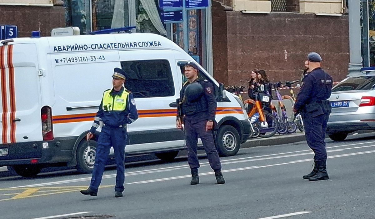 NextImg:At least 1 dead in Moscow shopping center explosion, 3 injured