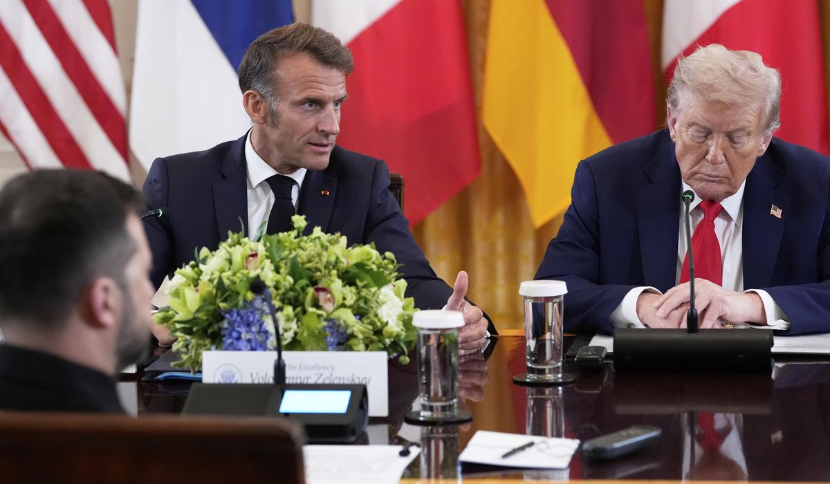 NextImg:Macron says Putin ‘played’ Trump if no agreement for Zelenskyy meeting by Monday