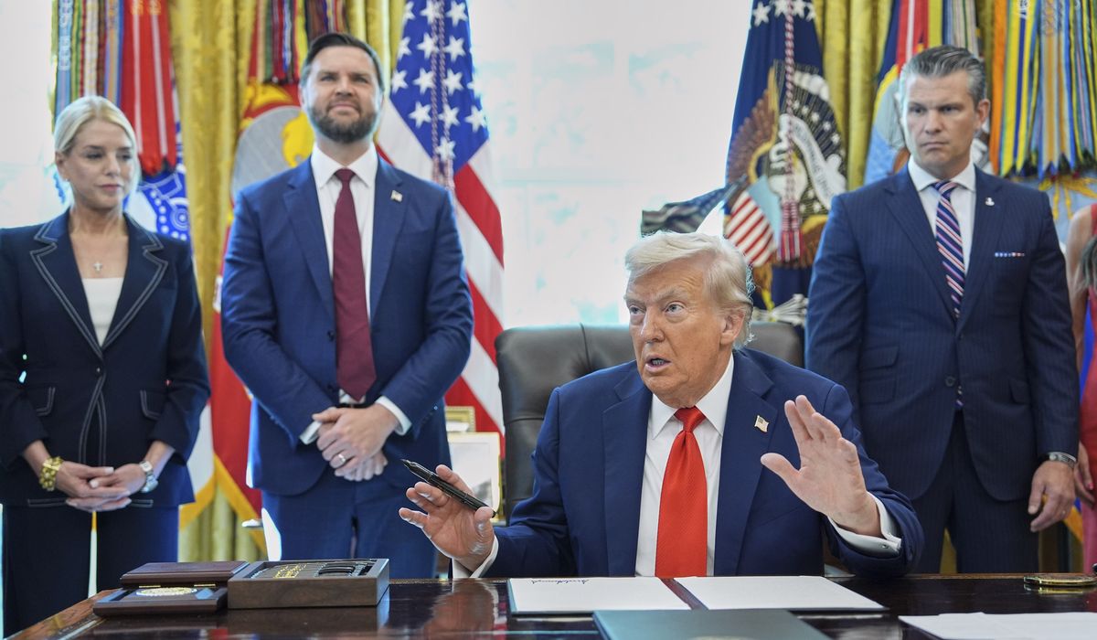 NextImg:Trump signs executive order ending cashless bail in D.C.