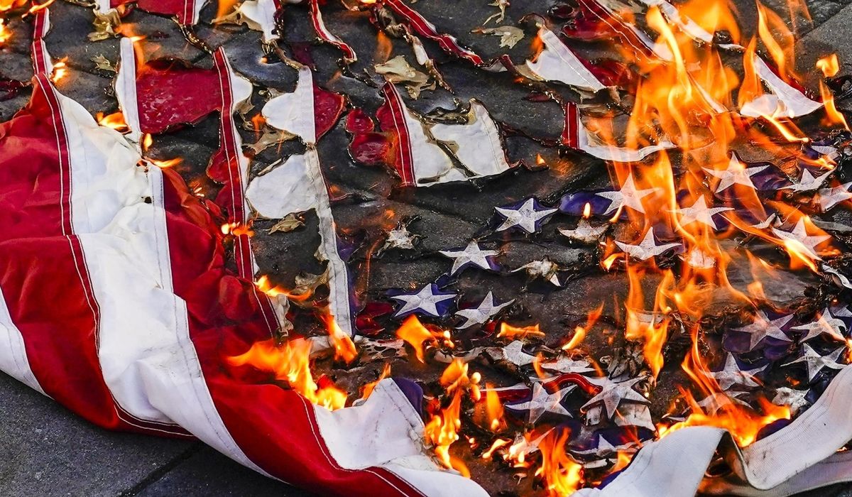 NextImg:Trump’s order on flag burning could return the question to the Supreme Court