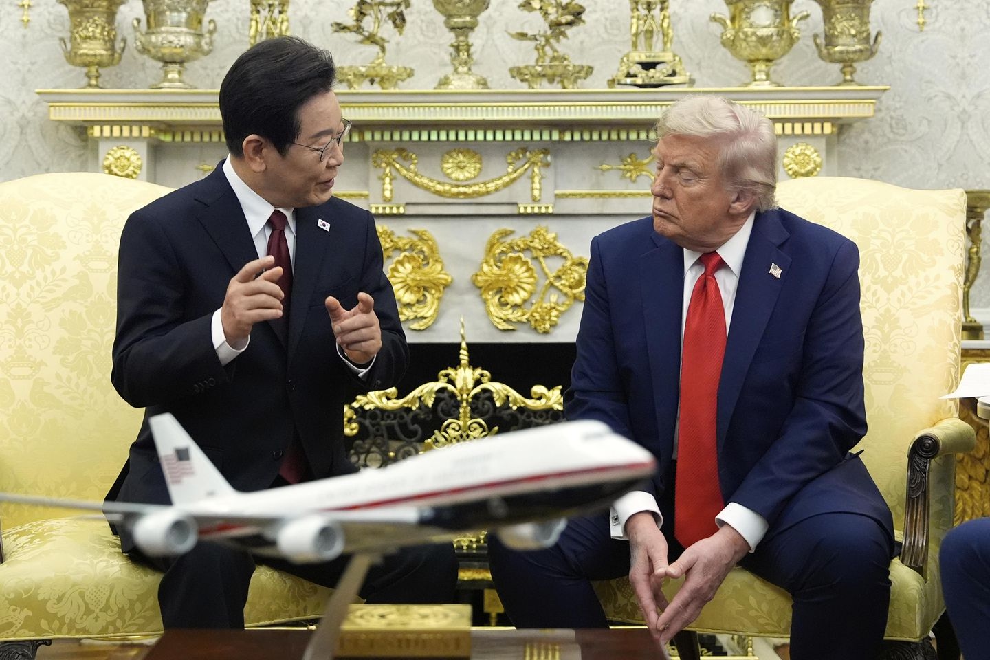Trump's concern over South Korean church raids sparked fears of 'Zelenskyy moment'