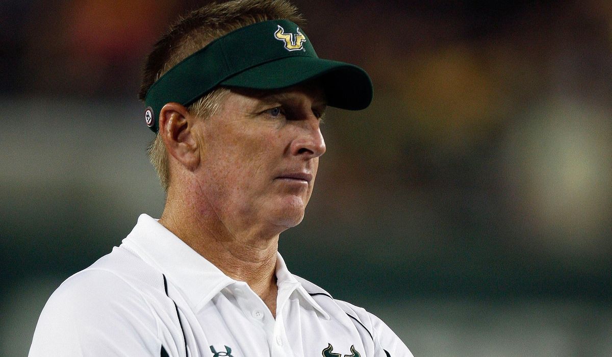 NextImg:Former USF coach Jim Leavitt faces charges after argument with ex-girlfriend, police say