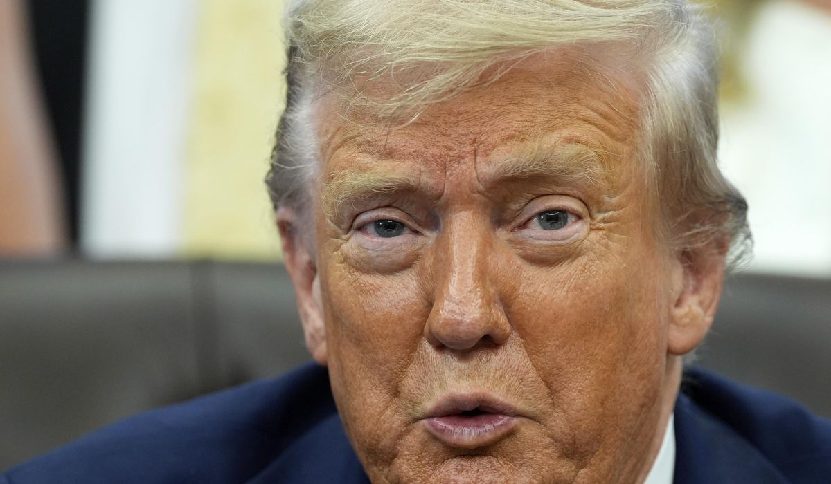 NextImg:Judges defeat Trump in test over deportation powers