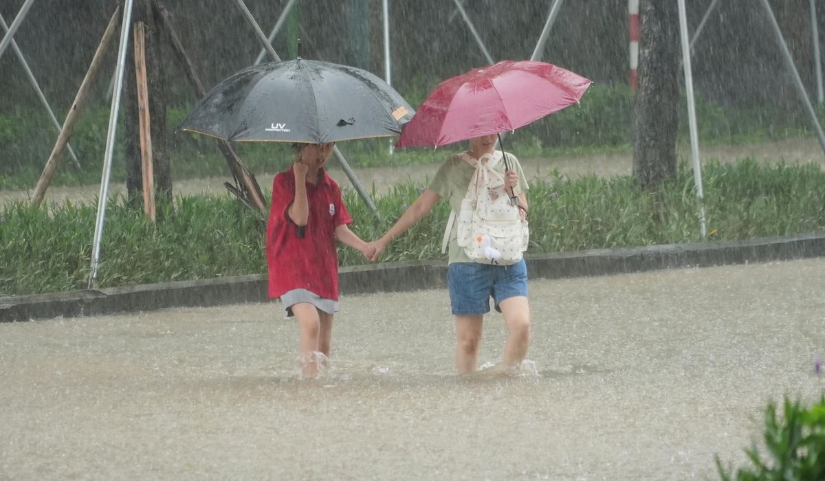 NextImg:Tropical storm leaves 4 dead in Vietnam and brings heavy rain to the region