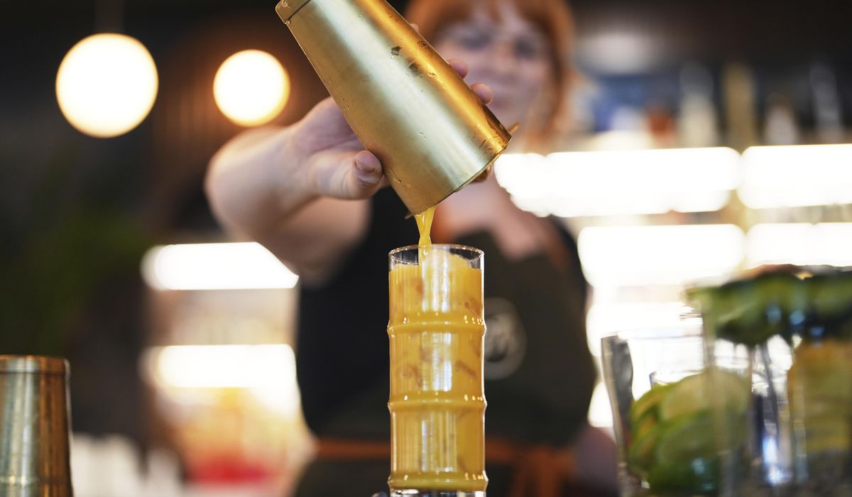 NextImg:Nonalcoholic beer and mocktails can help people stay sober or drink less, but are not for everyone