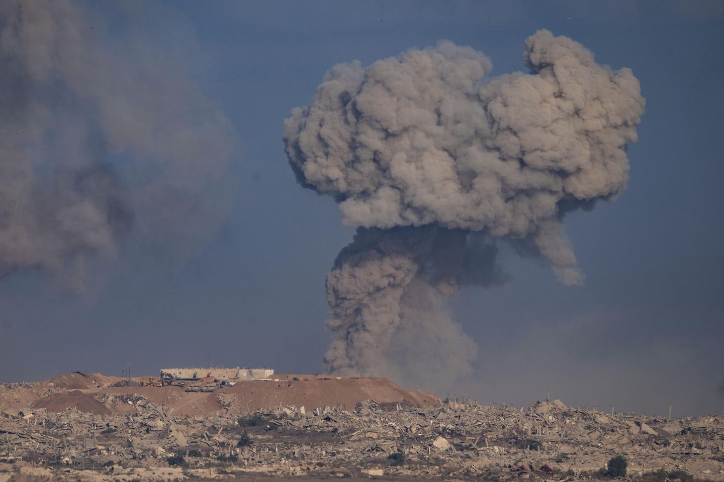 Israel Kills Hamas Spokesperson Amid Security Cabinet Discussions
