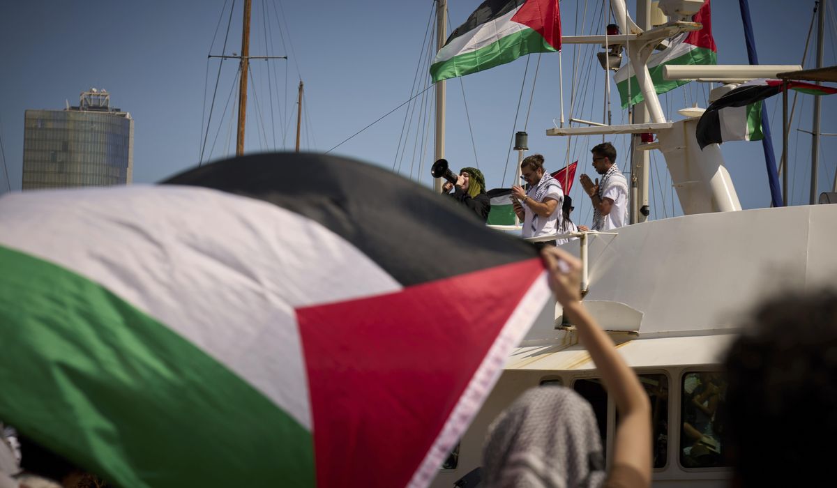 NextImg:Ships carrying aid, activists and celebrities set sail from Barcelona to Gaza