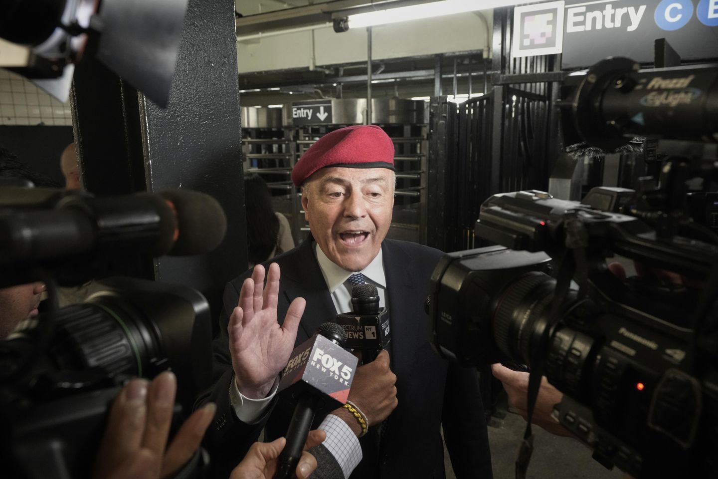 Red beret-wearing Republican Curtis Sliwa likes his chances in a crowded NYC mayor's race