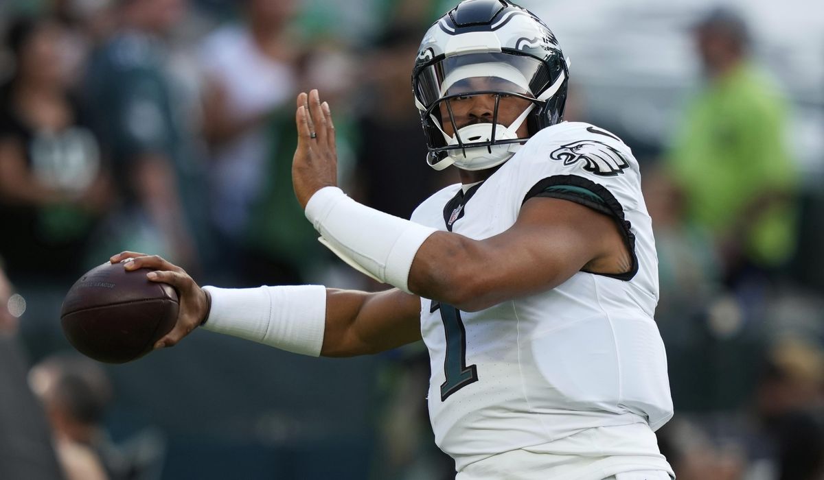 NextImg:NFL returns with most ambitious broadcast slate yet, games on 10 different platforms