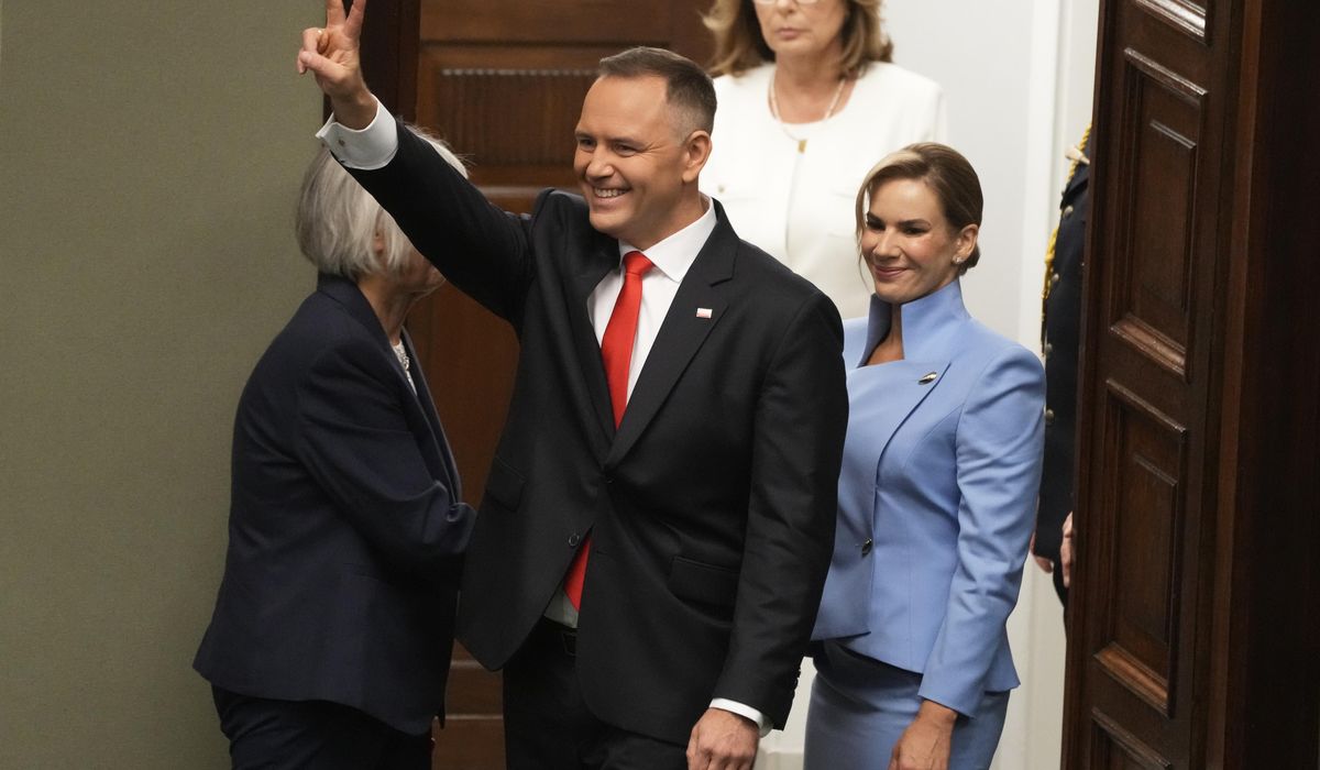 NextImg:Poland’s new president visits Trump at White House