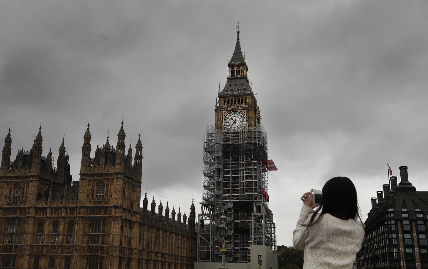 Big Ben clock tower restoration doubles in cost but wins critical acclaim and is nominated for award