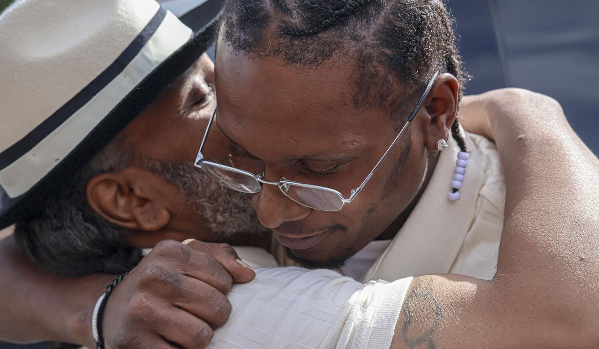 NextImg:A Minnesota man imprisoned for 27 years is free after a key witness says she committed the murder
