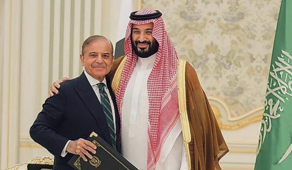 NextImg:Saudi-Pakistan defense pact signals shift as Gulf states hedge bets on U.S. security guarantees