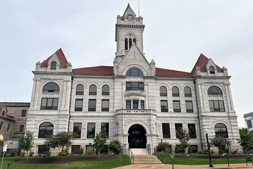 The Cole County Courthouse is seen on Aug. 27, 2025, in Jefferson City, Mo. (AP Photo/David A. Lieb)