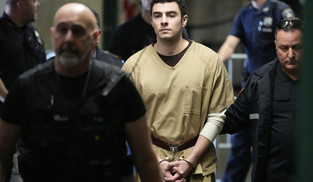 NextImg:Luigi Mangione’s lawyers want death penalty off the table in UnitedHealthcare CEO murder case