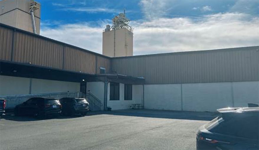 Against All Odds Dulles Glass is Manufacturing in Washington, D.C. Suburbs and Flourishing (sponsored)