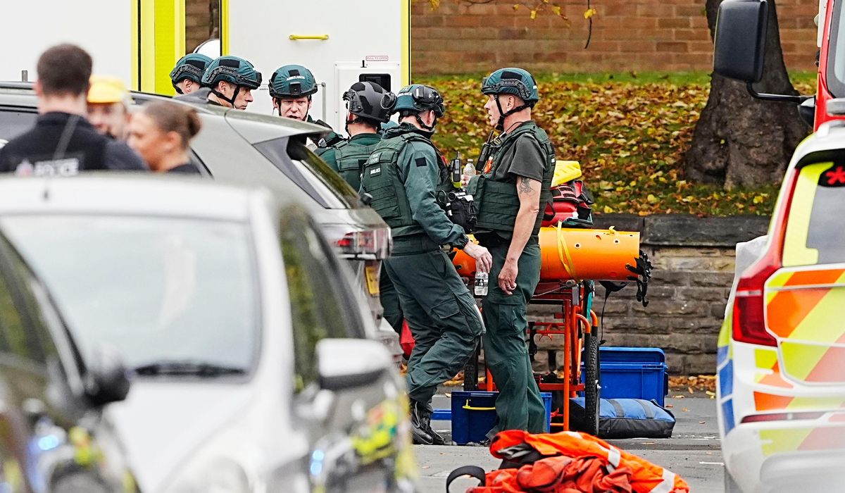 NextImg:U.K. police say 2 victims have died and 3 others are in serious condition after synagogue attack