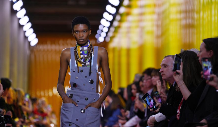 A model wears a creation as part of the Miu Miu Spring/Summer 2026 collection presented in Paris, Monday, Oct. 6, 2025. (AP Photo/Aurelien Morissard)
