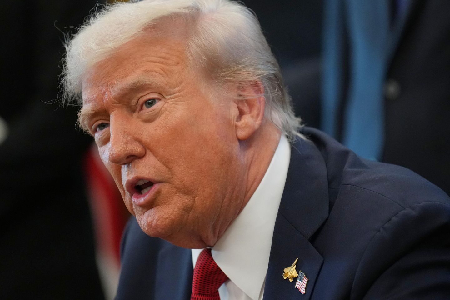Trump says live hostages will be freed next week