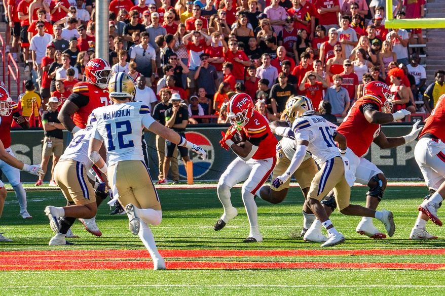 Maryland running back Nolan Ray (2) runs against Washington during the first half of an NCAA college football game, Saturday, Oct. 4, 2025, in College Park, Md. (All-Pro Reels)