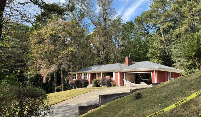A house in Atlanta where escaped Louisiana inmate Derrick Groves was taken into custody is seen Wednesday, Oct. 8, 2025. (AP Photo/Charlotte Kramon)