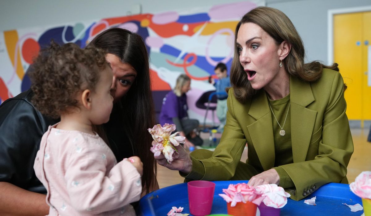 NextImg:Princess of Wales suggests parents should put down the phone to combat social discontent