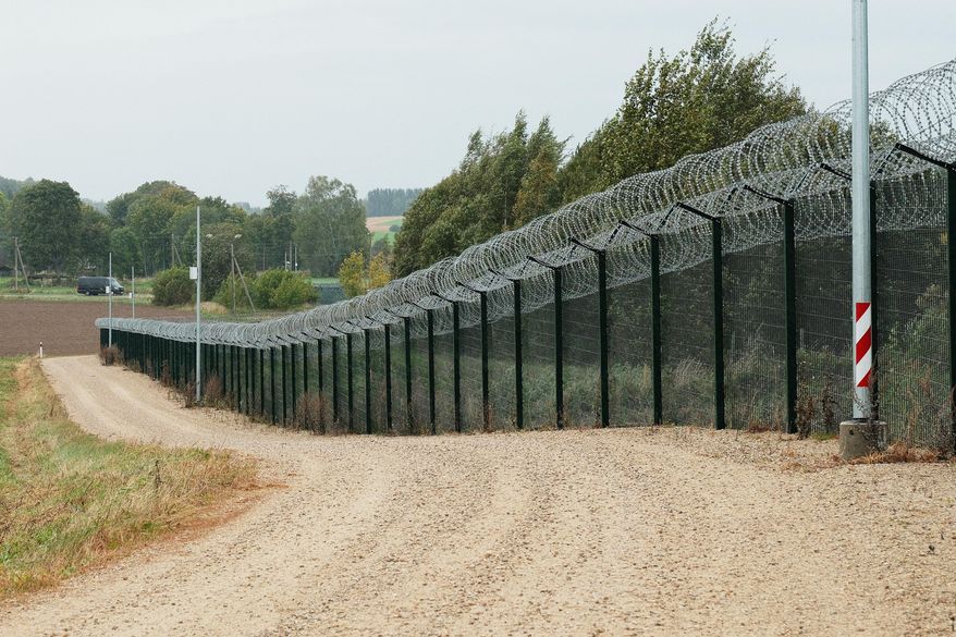 FILE - A border fence between Estonia and Russia is seen near Vinski, Estonia, Monday, Sept. 15, 2025. (AP Photo/Hendrik Osula, File)