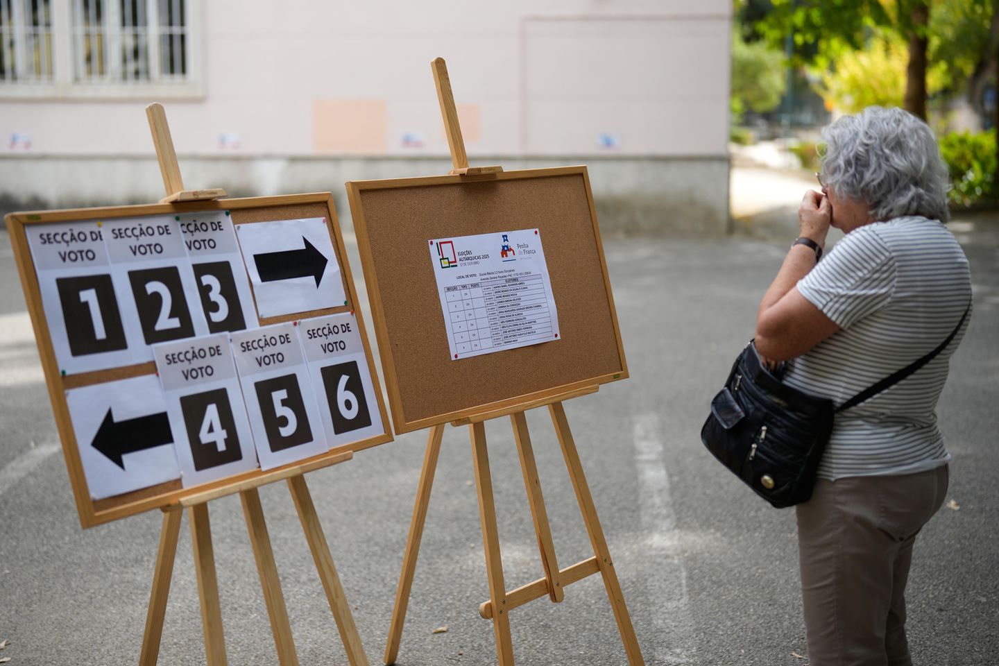 Lisbon voters reelect mayor in spite of horrific streetcar crash