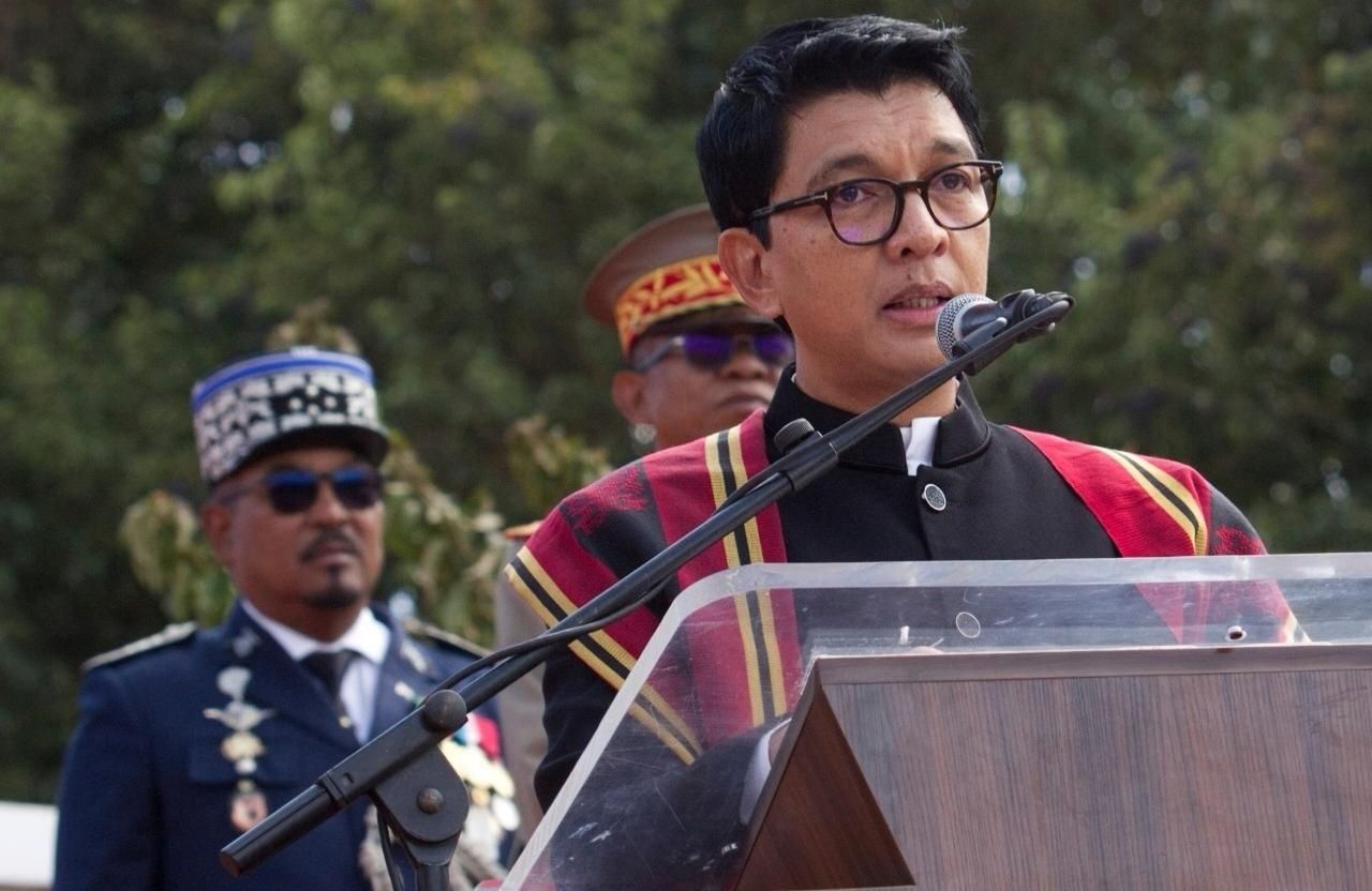 Madagascar's president, hiding in an unknown location, dissolves parliament to deepen crisis