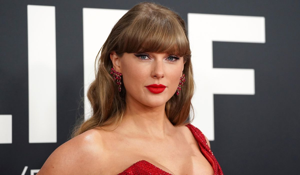 NextImg:Taylor Swift’s ‘The Life of a Showgirl’ makes history by selling 4 million copies in first week