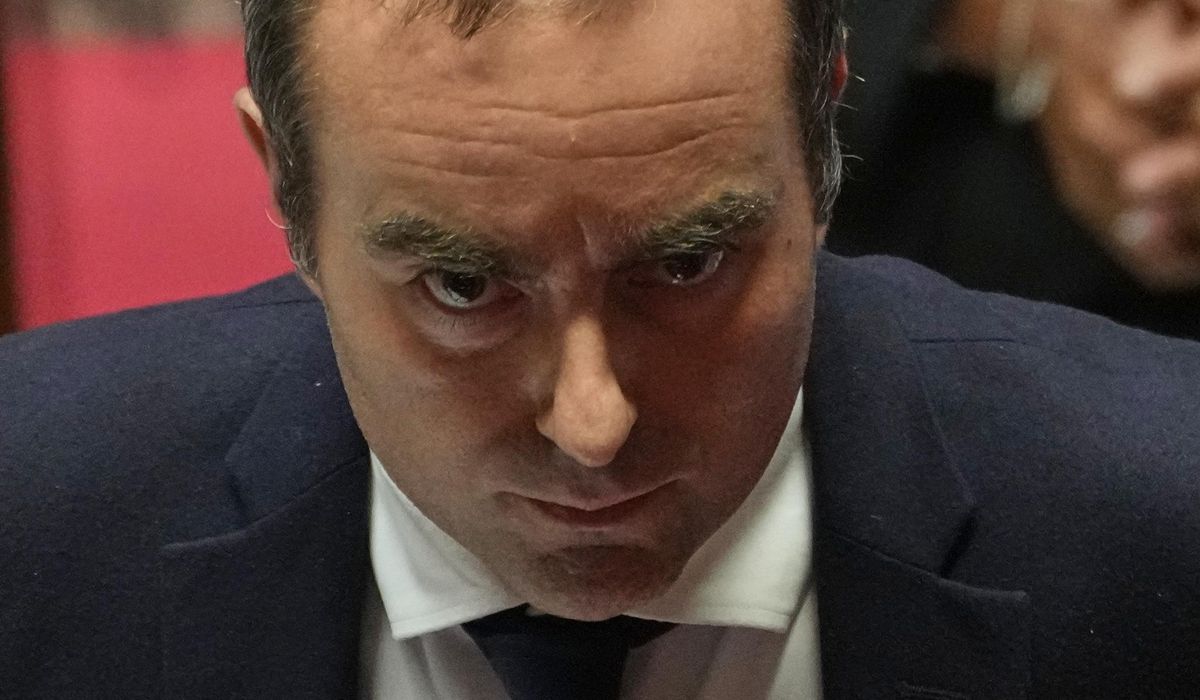 NextImg:France is on the brink as Macron’s government faces no-confidence votes