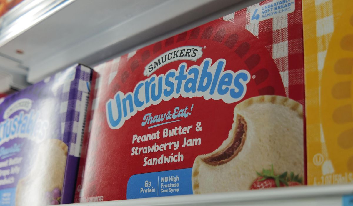 NextImg:Smucker sues Trader Joe’s, saying its new PB&J sandwiches are too similar to Uncrustables