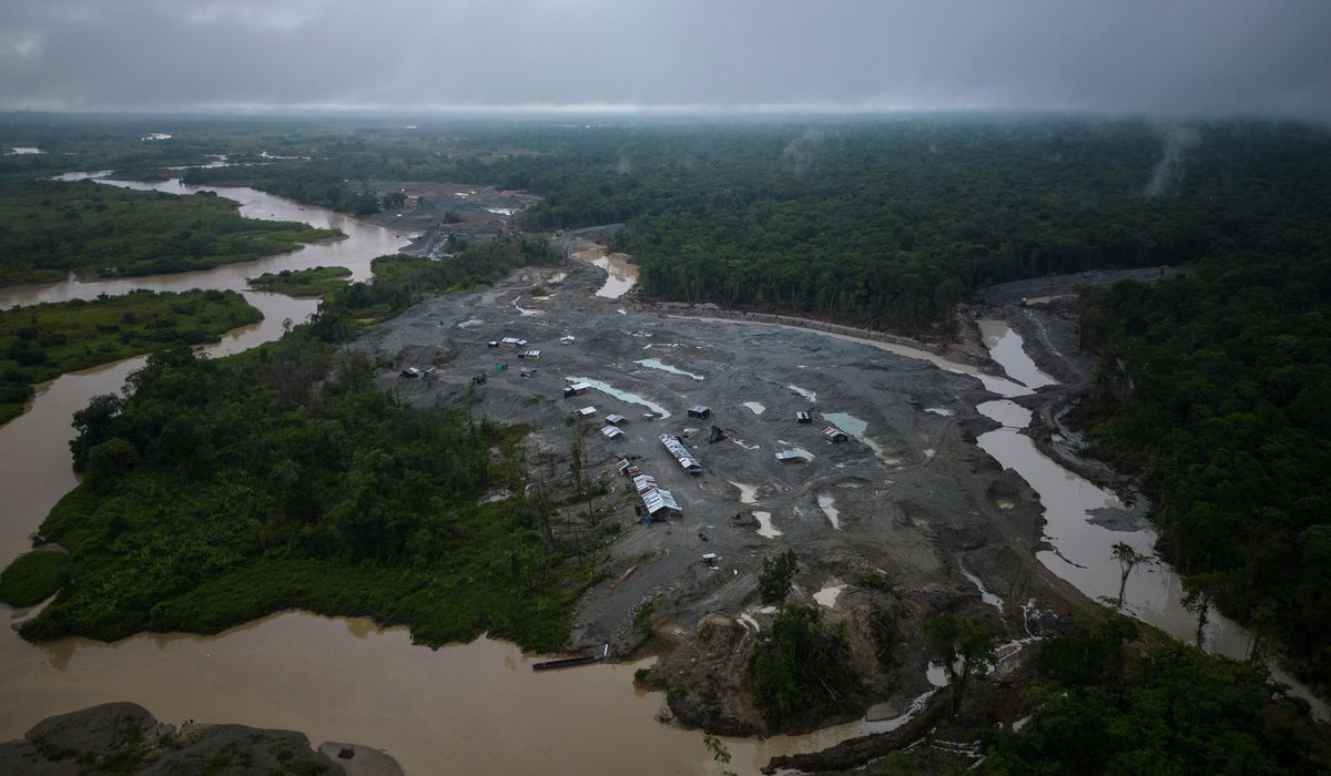 NextImg:U.N. warns Colombia over mercury contamination in Atrato River, calls crisis human rights emergency