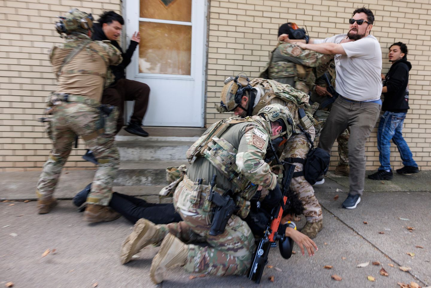 DHS uses riot response as anti-ICE protests become more violent in Chicago