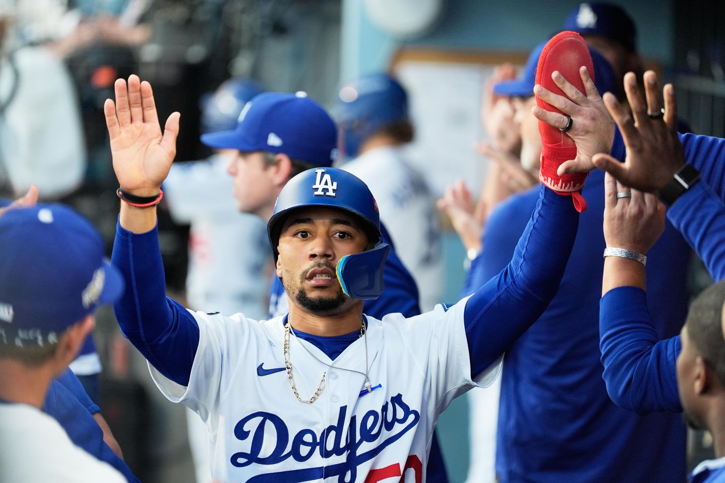 Blue Jays upstarts take on burgeoning Dodgers dynasty Blue Jays upstarts take on burgeoning Dodgers dynasty