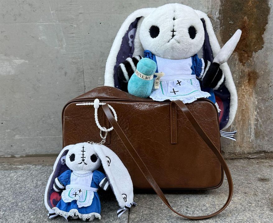 In Wonderland’s Shadow: How Plushie Dreadfuls Turned Fairytales into Soft Legends (sponsored)