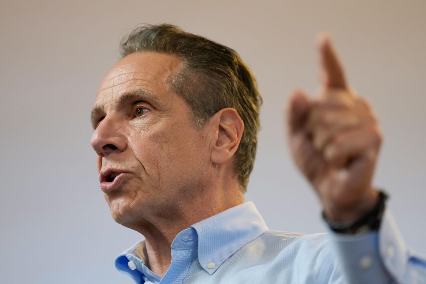 Polls offer ray of hope to Cuomo, showing gains on Mamdani in NYC mayoral race