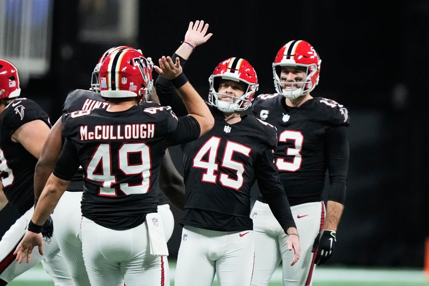 Atlanta Falcons place kicker Zane Gonzalez (45) celebrates his field goal in the second half of an NFL football game against the Los Angeles Rams, Monday, Dec. 29, 2025, in Atlanta. (AP Photo/Brynn Anderson)