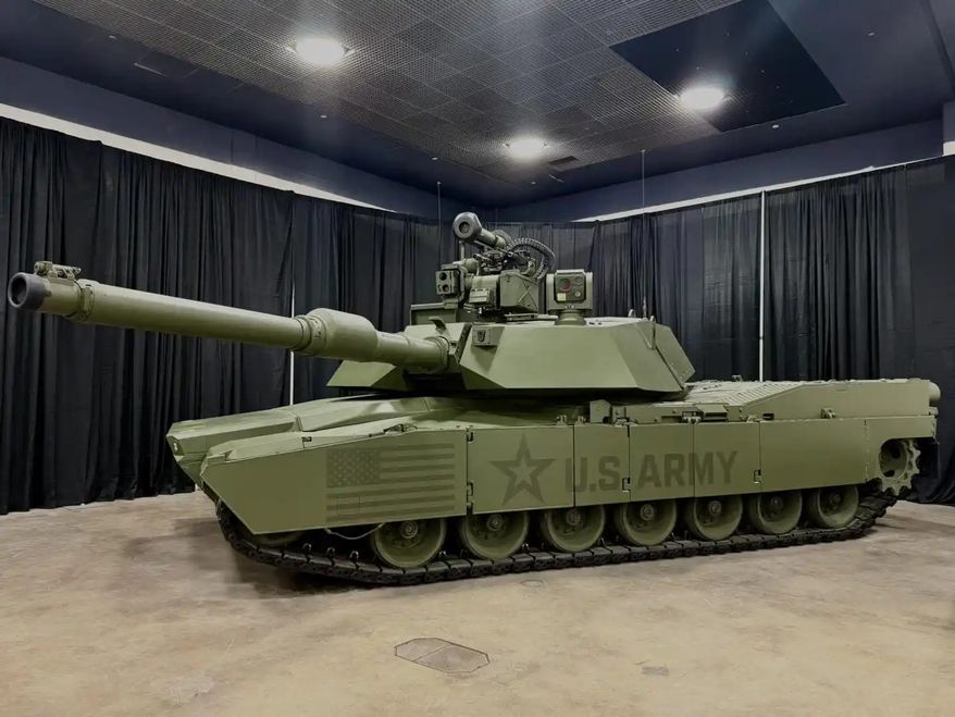 The U.S. Army showed off an updated M1E3 Abrams battle tank at the Detroit Auto Show this week, turning heads with a sleek new prototype that combines Motor City muscle with Formula 1 performance. (Credit: U.S. Army)