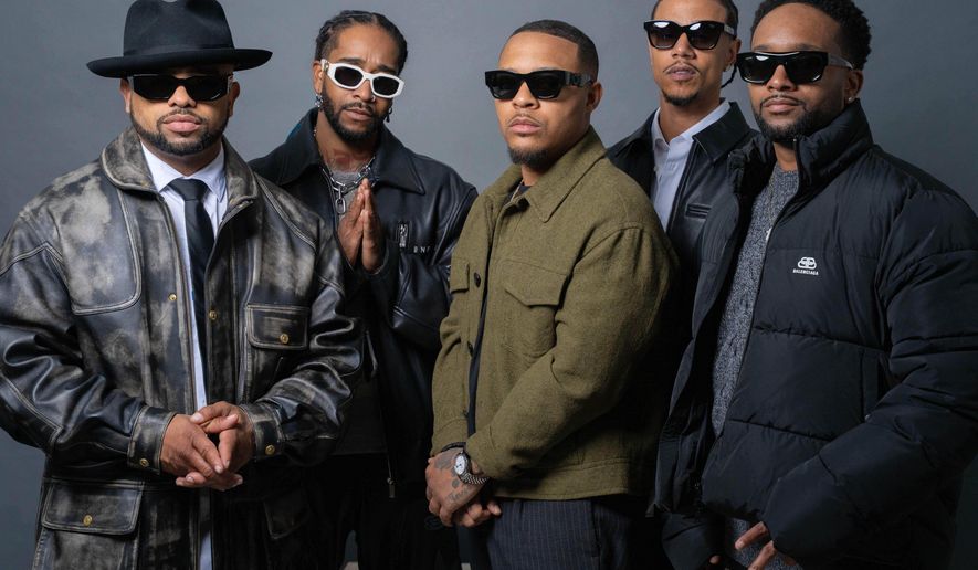 Bow Wow, center, poses for a portrait with Raz-B, from left, Omarion, Lil Fizz, and J-Boog of B2K on Thursday, Feb. 19, 2026, in New York. (AP Photo/Gary Gerard Hamilton)
