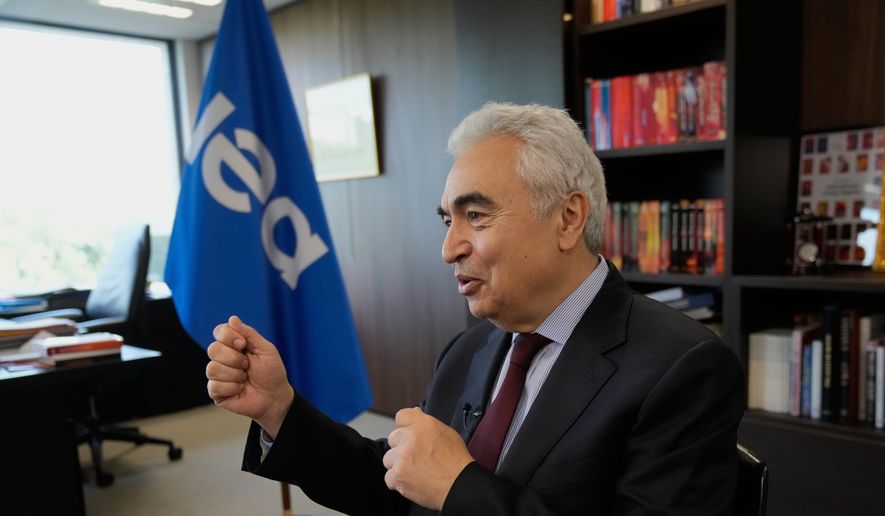 International Energy Agency Executive Director Fatih Birol speaks during an interview with The Associated Press, at the IEA headquarters in Paris, Thursday, April 16, 2026. (AP Photo/Michel Euler)