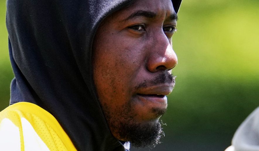 Pittsburgh Steelers cornerback Joey Porter Jr. participates in the team's NFL football practice in Pittsburgh, Tuesday, June 2, 2026. (AP Photo/Gene J. Puskar)