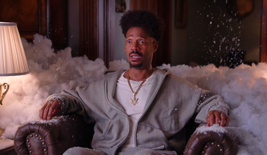 This image released by Paramount Pictures shows Marlon Wayans in a scene from "Scary Movie." (Quantrell Colbert/Paramount Pictures via AP)