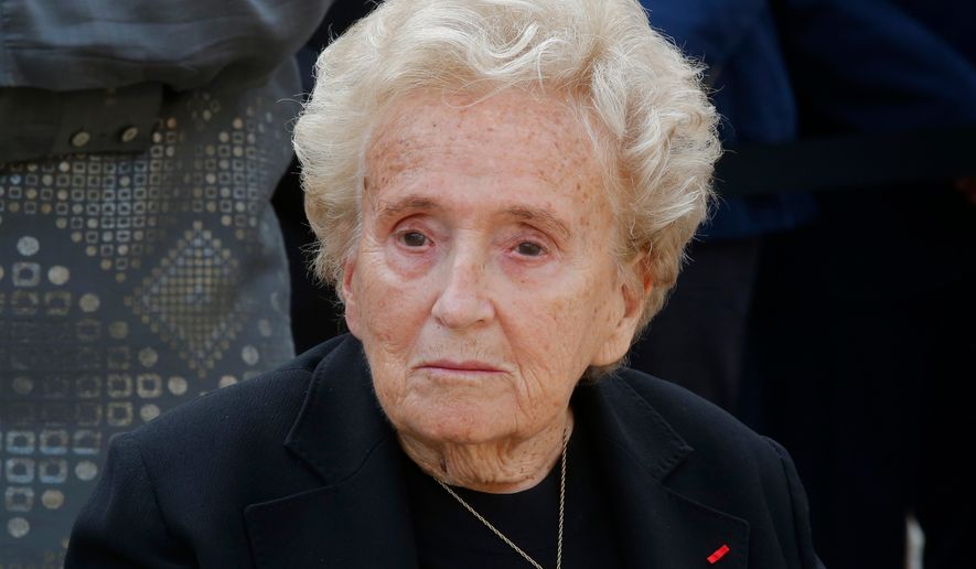 Bernadette Chirac, wife of former French President Jacques Chirac attends a ceremony to pay tribute to Simone Veil in the courtyard of the Invalides in Paris, France, Wednesday, July 5, 2017. (AP Photo/Michel Euler, File)