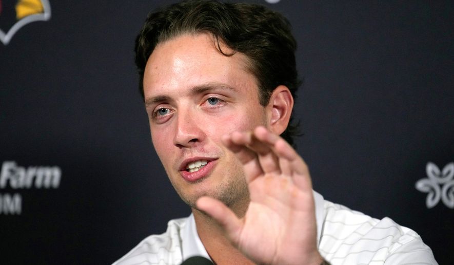 Arizona Cardinals quarterback Carson Beck answers a question during a news conference at the team's NFL football training facility, Wednesday, June 17, 2026, in Tempe, Ariz. (AP Photo/Ross D. Franklin)