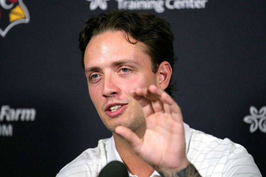 Arizona Cardinals quarterback Carson Beck answers a question during a news conference at the team's NFL football training facility, Wednesday, June 17, 2026, in Tempe, Ariz. (AP Photo/Ross D. Franklin)