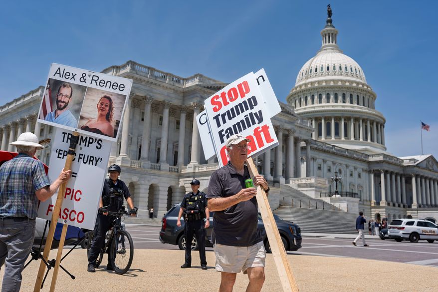 Activists endure high temperatures to protest against corruption and President Donald Trump at the Capitol in Washington, Tuesday, June 30, 2026. (AP Photo/J. Scott Applewhite) **FILE**