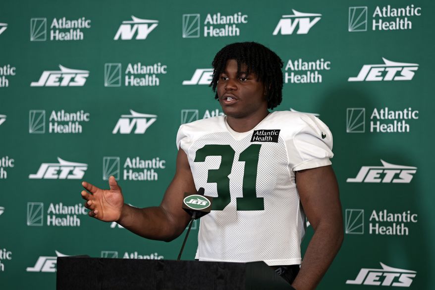 New York Jets' David Bailey speaks to the media during an NFL football training camp Saturday, Aug. 1, 2026, in Florham Park, N.J. (AP Photo/Adam Hunger)